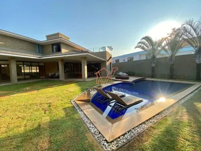 Casa com 6 Quartos para alugar, 600m² no São Luiz, Belo Horizonte