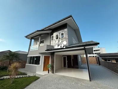 Casa com 3 Quartos à venda, 270m² no São Sebastião, Palhoça