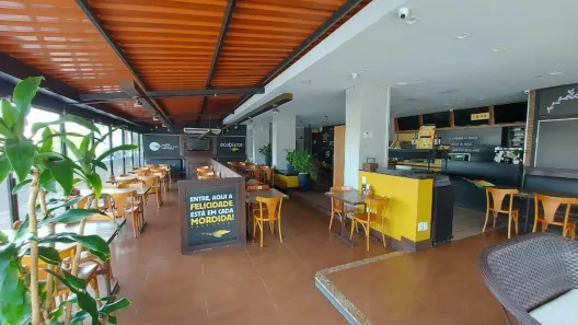 Ponto Comercial com 5 Quartos à venda, 150m² no Menino Deus, Porto Alegre