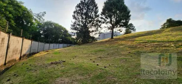 Lote/Terreno à venda, 777m² no Granja Viana, Carapicuíba