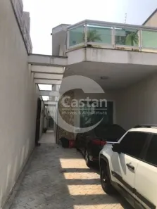 Sobrado com 3 Quartos à venda, 200m² no Chácara Seis de Outubro, São Paulo