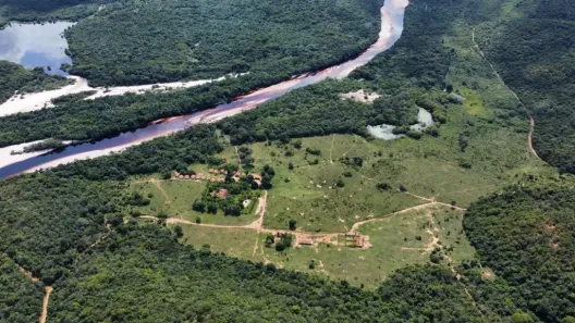 Fazenda/Sítio à venda, 14370000m² no , Andaraí