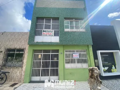 Casa com 5 Quartos para alugar, 175m² no São José, Aracaju
