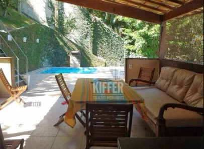 Casa de Condomínio com 3 Quartos à venda, 210m² no Badu, Niterói