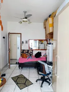Kitnet à venda, 32m² no Centro, São Vicente