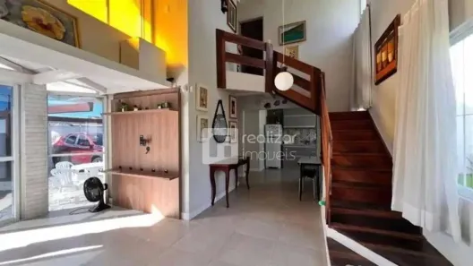 Casa com 3 Quartos à venda, 360m² no Daniela, Florianópolis