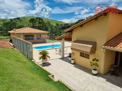 Fazenda/Sítio com 3 Quartos à venda, 300m² no , Cunha