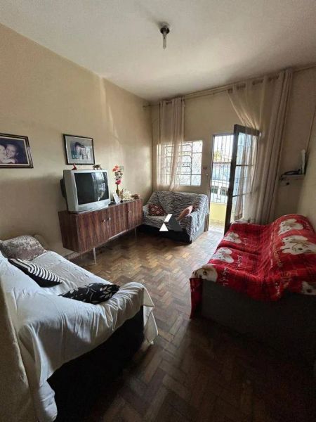 Casa em condomínio com 3 quartos — Dom Cabral, Belo Horizonte