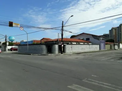 Casa com 4 Quartos à venda, 396m² no Parreão, Fortaleza