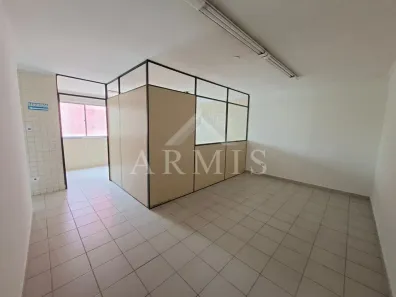 Sala Comercial para alugar, 90m² no Santa Cecília, São Paulo