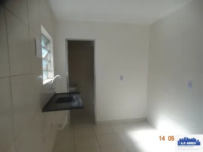 Casa com 1 Quarto para alugar, 10m² no Vila Londrina, São Paulo