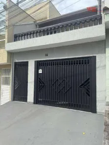 Sobrado com 3 Quartos à venda, 141m² no Jardim Las Vegas, Santo André