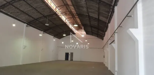 Galpão/Depósito/Armazém à venda, 480m² no Santo Amaro, São Paulo