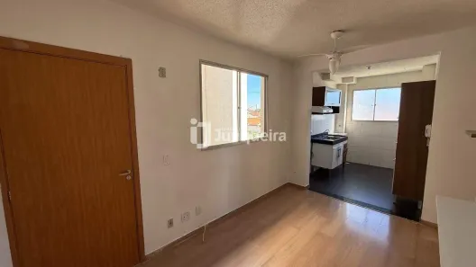 Apartamento com 2 Quartos para alugar, 45m² no Pompéia, Piracicaba