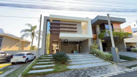 Casa de Condomínio com 4 Quartos para alugar, 268m² no Barreirinha, Curitiba