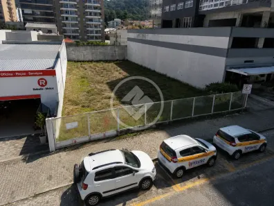 Lote/Terreno para alugar, 800m² no Várzea, Teresópolis