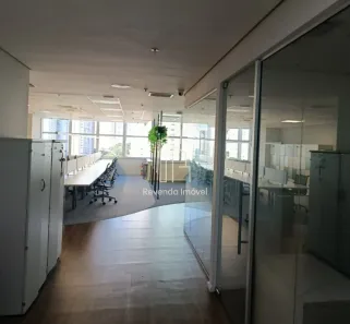 Sala Comercial para alugar, 669m² no Jardim das Acácias, São Paulo