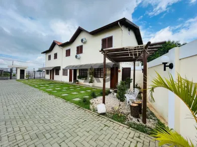 Casa de Condomínio com 2 Quartos à venda, 80m² no Loteamento Jardim Serrano, Serra Negra