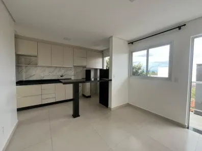 Flat com 1 Quarto para alugar, 35m² no Esmeralda, Cascavel