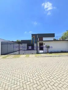 Casa com 3 Quartos para alugar, 260m² no São Pedro, Juiz de Fora