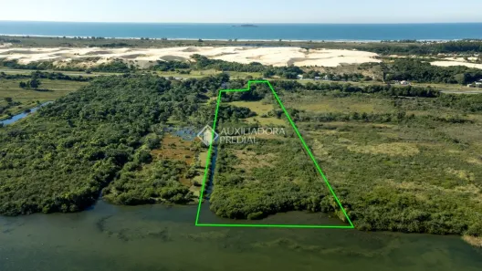 Lote/Terreno à venda, 37000m² no Paes Leme, Imbituba