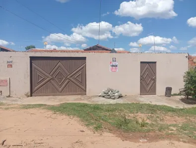 Casa com 3 Quartos à venda, 125m² no Jardim Ipê, Aparecida de Goiânia