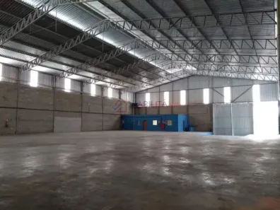 Galpão/Depósito/Armazém para alugar, 1350m² no Do Comércio, Contagem