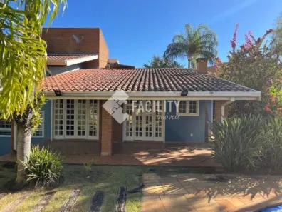 Sobrado com 4 Quartos para alugar, 249m² no Jardim Santa Marcelina, Campinas