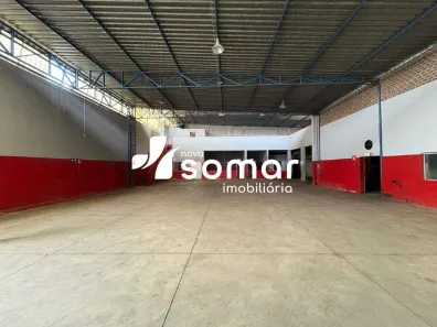 Galpão/Depósito/Armazém para alugar, 700m² no Balneário Rancho Alegre, Divinópolis