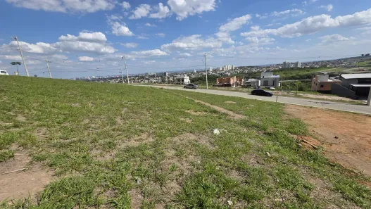 Lote/Terreno à venda, 330m² no Loteamento Terras Alpha São José dos Campos, São José dos Campos
