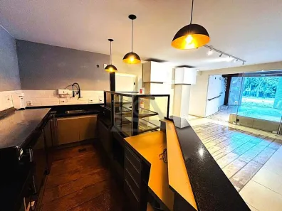 Ponto Comercial para alugar, 780m² no Parque Taquaral, Campinas