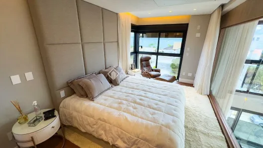 Apartamento com 3 Quartos à venda, 32m² no Jurerê, Florianópolis