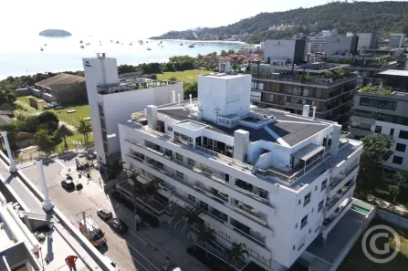 Apartamento com 2 Quartos para alugar, 94m² no Jurerê, Florianópolis