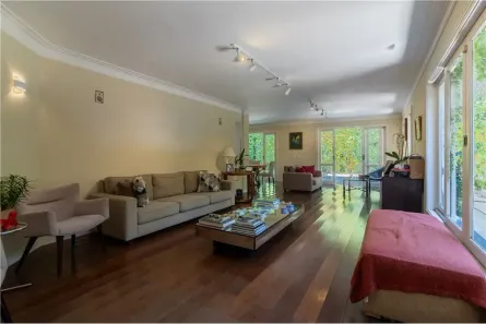 Casa com 5 Quartos à venda, 360m² no Vila Inah, São Paulo