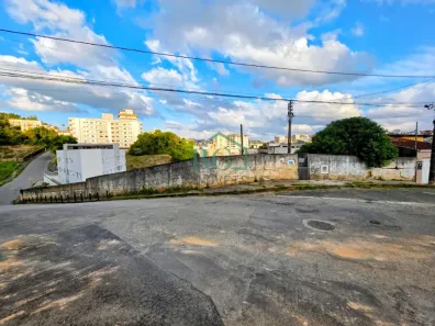 Lote/Terreno à venda, 812m² no Jardim dos Estados, Poços de Caldas