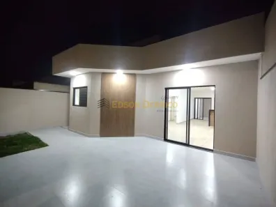 Casa com 3 Quartos à venda, 80m² no Loteamento Santa Clara, Pindamonhangaba
