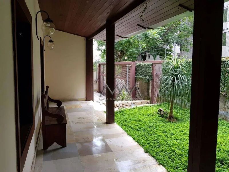 Casa com 4 quartos — São Bento, Belo Horizonte