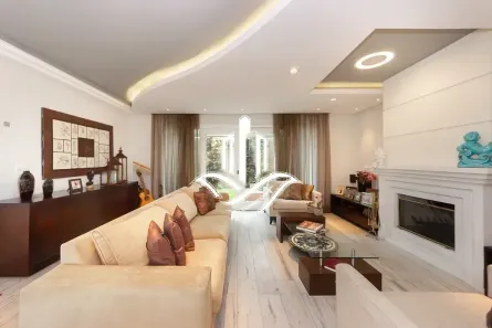Casa com 3 Quartos à venda, 345m² no Campo Belo, São Paulo