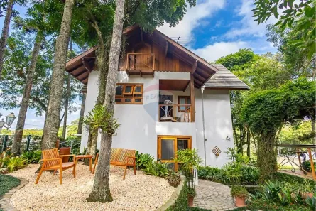 Casa com 7 Quartos à venda, 736m² no Santa Felicidade, Curitiba