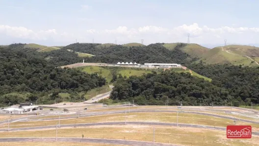 Lote/Terreno à venda, 290m² no Casa de Pedra, Volta Redonda