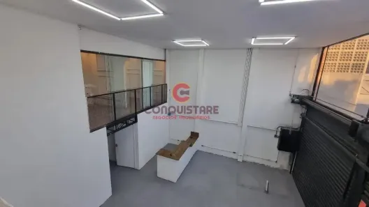 Galpão/Depósito/Armazém à venda, 260m² no Vila Olímpia, São Paulo