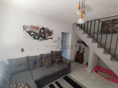 Sobrado com 3 Quartos à venda, 167m² no Jardim Pararangaba, São José dos Campos