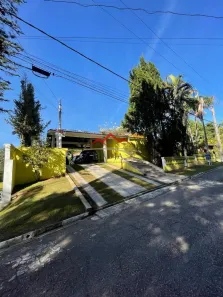 Casa com 3 Quartos à venda, 409m² no Alpes dos Araçás (Jordanésia), Cajamar