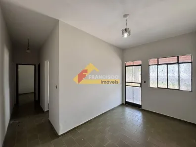 Imóvel Comercial com 2 Quartos para alugar, 102m² no Catalão, Divinópolis