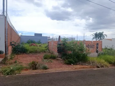 Imóvel Comercial à venda, 360m² no Jardim Juliana, Jaú