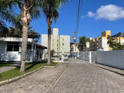 Apartamento com 2 Quartos para alugar, 52m² no Sertão do Maruim, São José