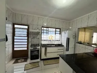 Casa com 2 Quartos à venda, 125m² no Jardim Continental II, Taubaté
