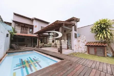 Casa com 3 Quartos à venda, 250m² no Engenho do Mato, Niterói