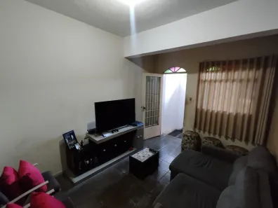 Casa com 2 Quartos à venda, 85m² no Planalto, Belo Horizonte
