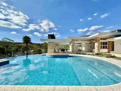 Casa de Condomínio com 4 Quartos para alugar, 615m² no Vila Santo Antônio, Cotia
